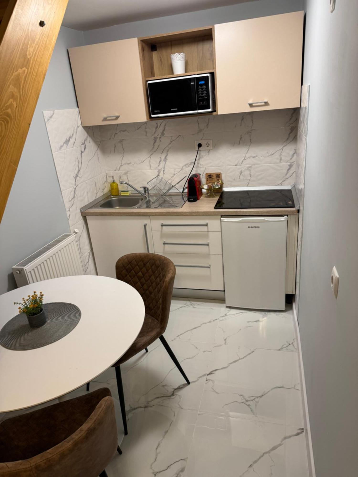 City Center Apartman Сату-Маре Экстерьер фото